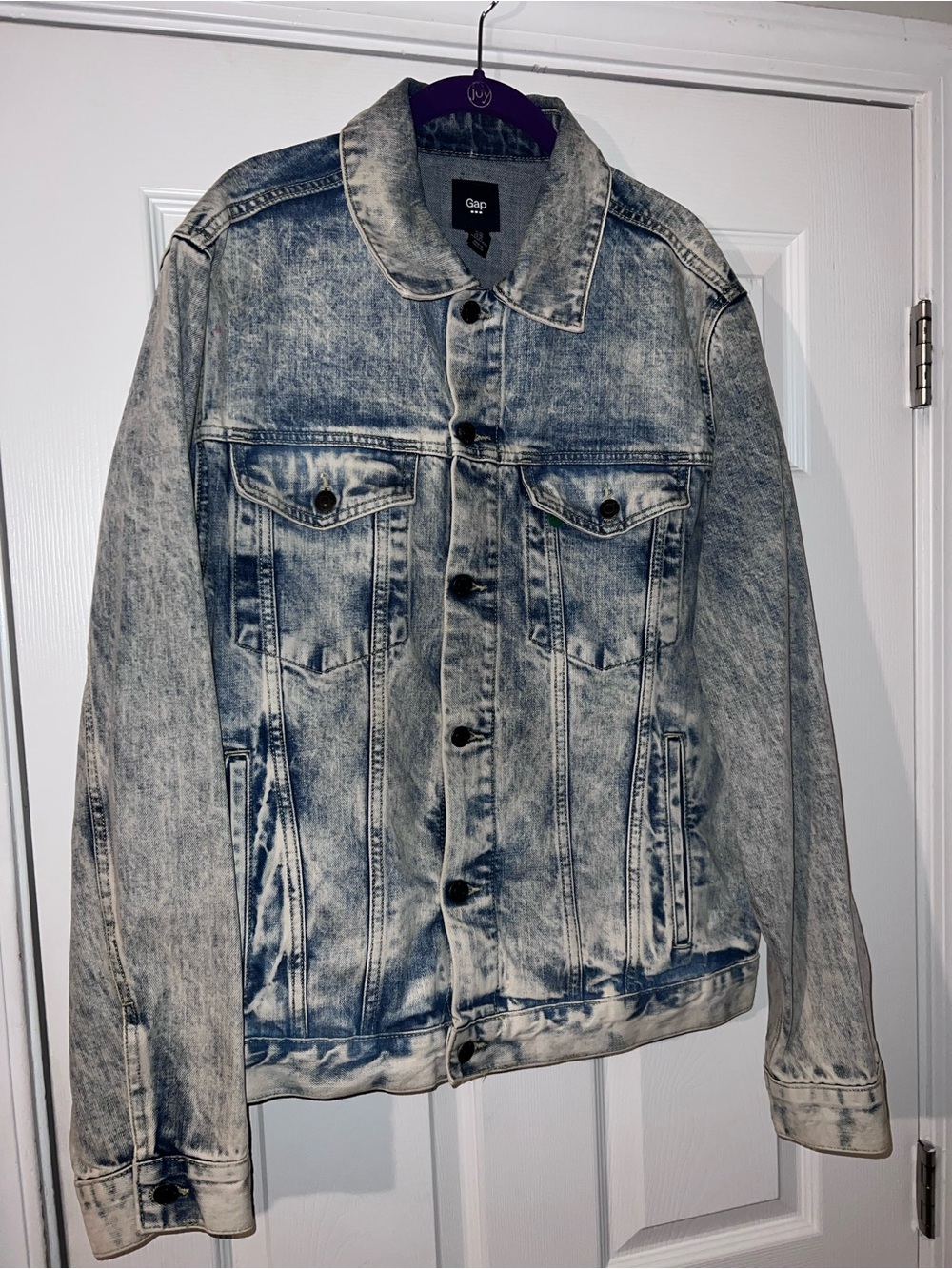 Gap acid washed denim trucker jacket men’s size XL
